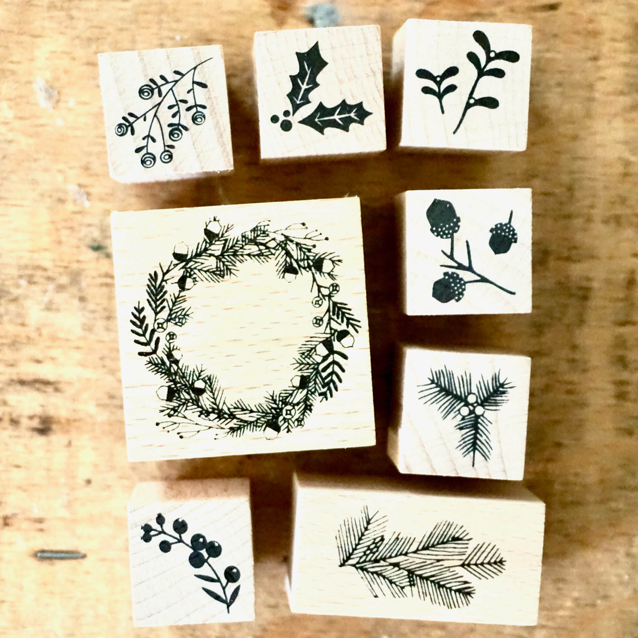 8 Holzstempel mit weihnachtlichen Motiven