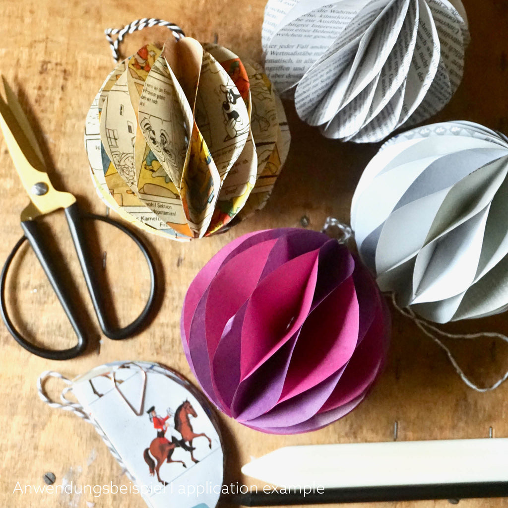 Wabenbälle basteln mit DIY Set - Beispielhafte DIY -Wabenbälle